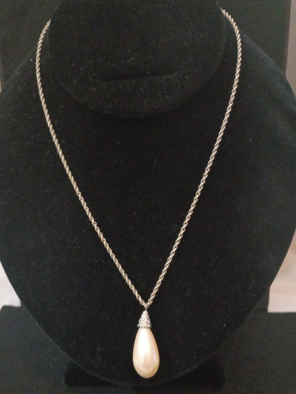 Vintage Sterling Silver Faux Pearl Teardrop Pendant Necklace 20"